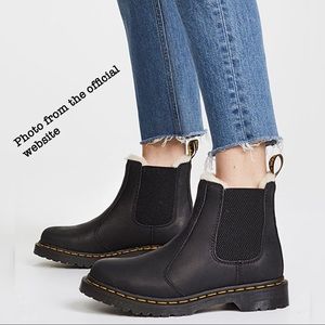 COPY - Dr.Martens Faux Fur Lined Chelsea Boots